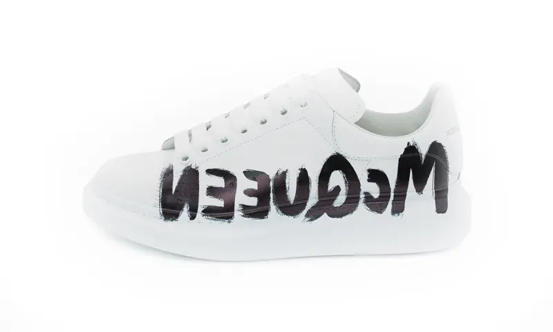 Alexander mcqueen bianca con graffiti
